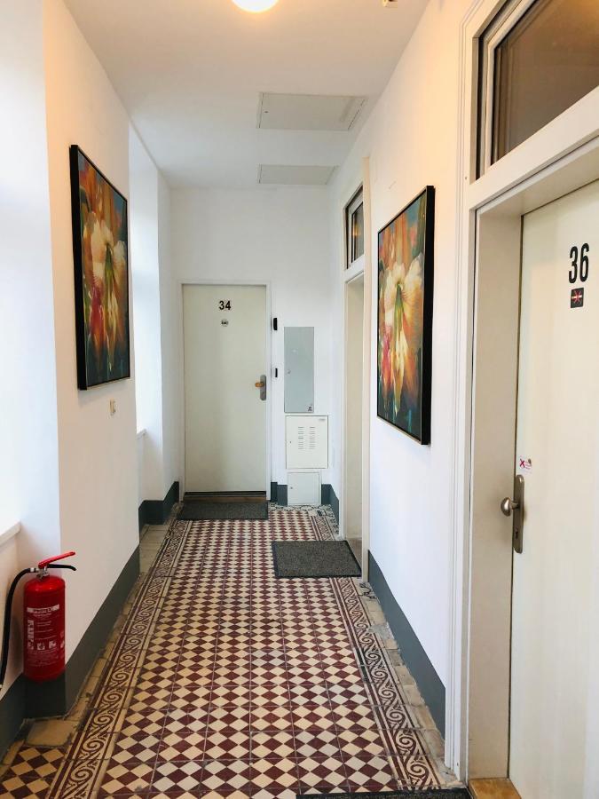 Ajo Central Room - Self-Check-In Wien Exterior foto