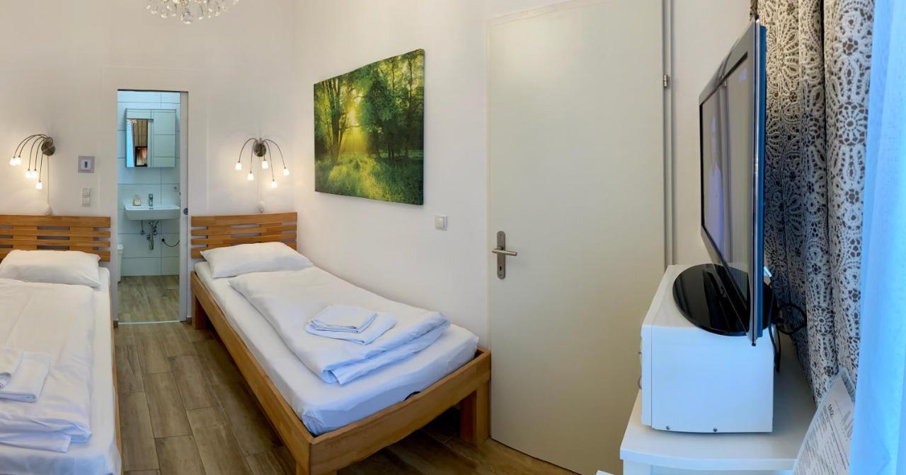 Ajo Central Room - Self-Check-In Wien Exterior foto