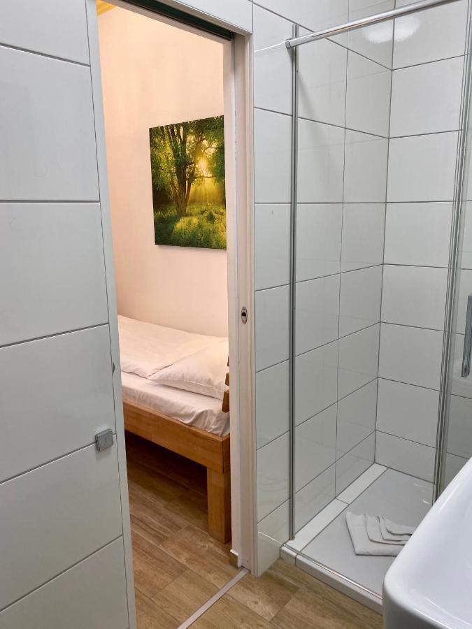 Ajo Central Room - Self-Check-In Wien Exterior foto